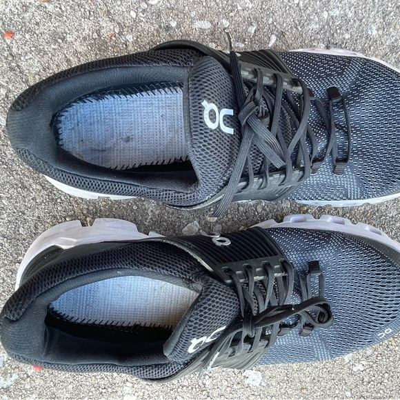 On Cloudswift WoMen's US 9.5 Running Shoes Black Mesh Lace-Up Athletic Sneakers - Picture 8 of 10